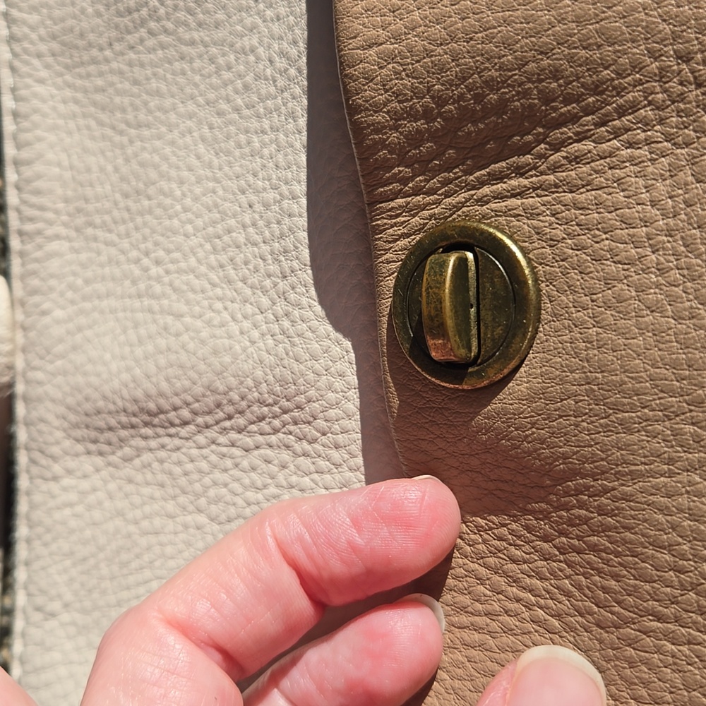 Elliot Lucca Leather Handbag - Picture 14 of 16